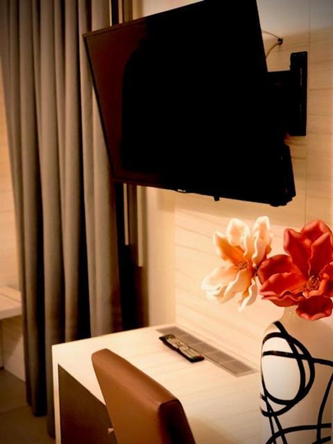 Hotel Stella Модена Екстер'єр фото